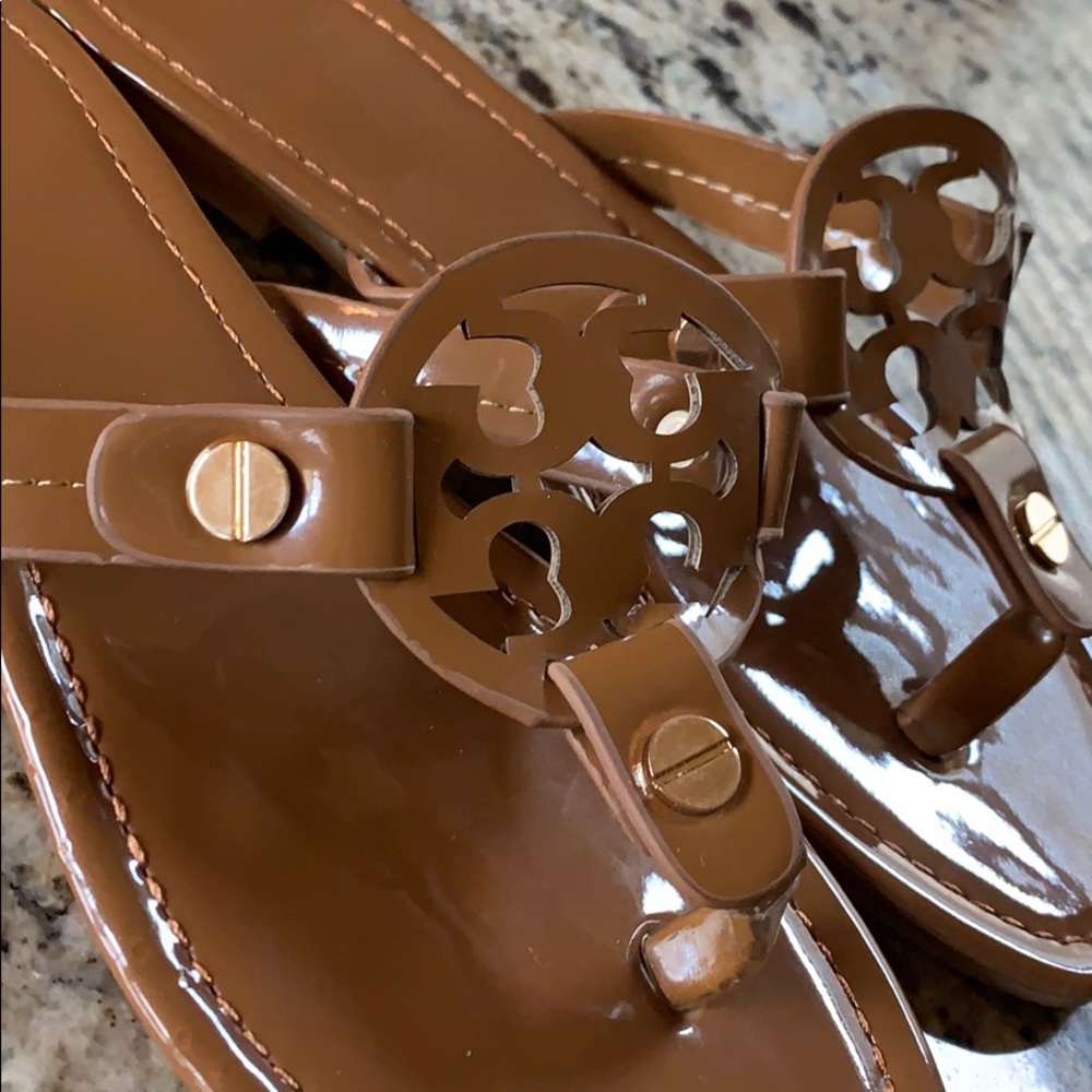 NWOT Boutique Sandals - Picture 2 of 3